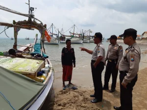 Waspada Angin Kencang, Polsek Gapura Warning Kaum Nelayan