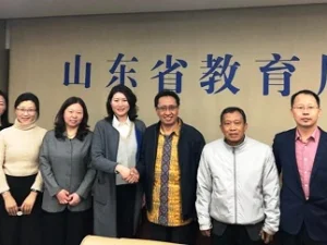 Iptek dan Pendidikan Karakter untuk Lebih Semiliar Anak Bangsanya