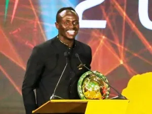 Selain Rajin Shalat, Inilah Fakta Sadio Mane yang Jadi Pemain Terbaik Afrika