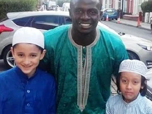 Jadi Pemain Terbaik, Sadio Mane Bangun Masjid dan Bantu Sejahterakan Warga Senegal