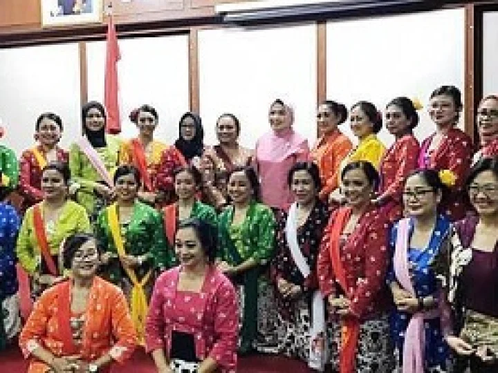 Suarakan Perdamaian, 2020 Wanita Berkebaya di Sleman Akan Raih Rekor Dunia