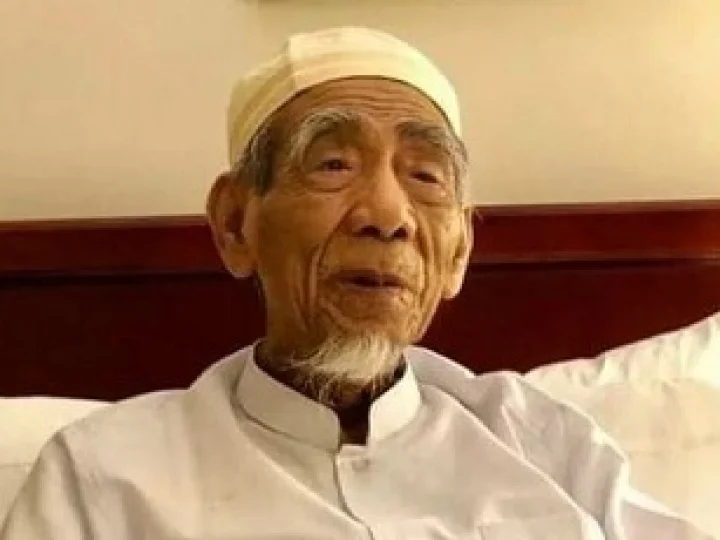 Dawuh Mbah Maimun Zubair: Suku Jawa Keturunan Yafits Putera Nabi Nuh