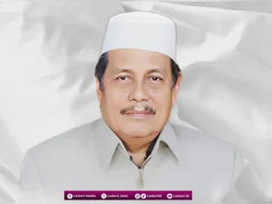 Biografi Prof. Dr. KH. Abdul Ghofur, Pengasuh Pesantren Sunan Drajat, Lamongan
