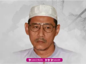 Biografi KH. Habibullah Zaini