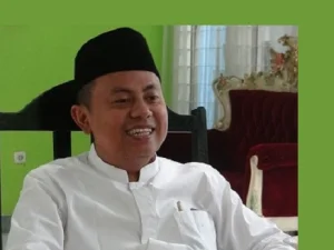 Biografi KH. Hasan Nuri Hidayatullah