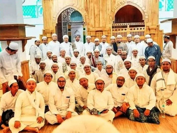 Faedah Ijtima' Mantiqi Al Wafa' bi Ahdillah