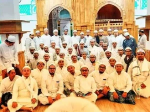 Faedah Ijtima' Mantiqi Al Wafa' bi Ahdillah