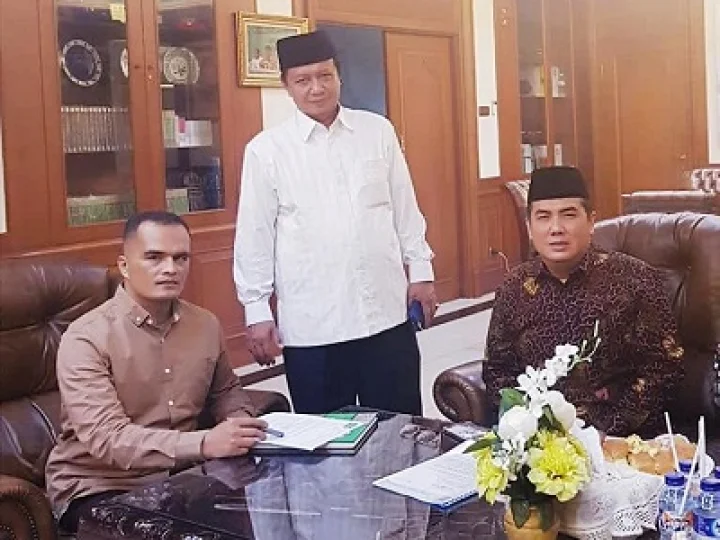 NU Adalah Organisasi Paling Aneh di Dunia
