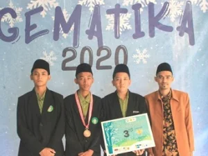 MA NU TBS Sabet Juara III LKTI Nasional di Fakultas Saintek UIN Surabaya