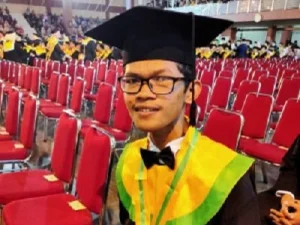Marhamdani, Anak Petani yang Jadi Lulusan Terbaik Fakultas Kedokteran Unsoed