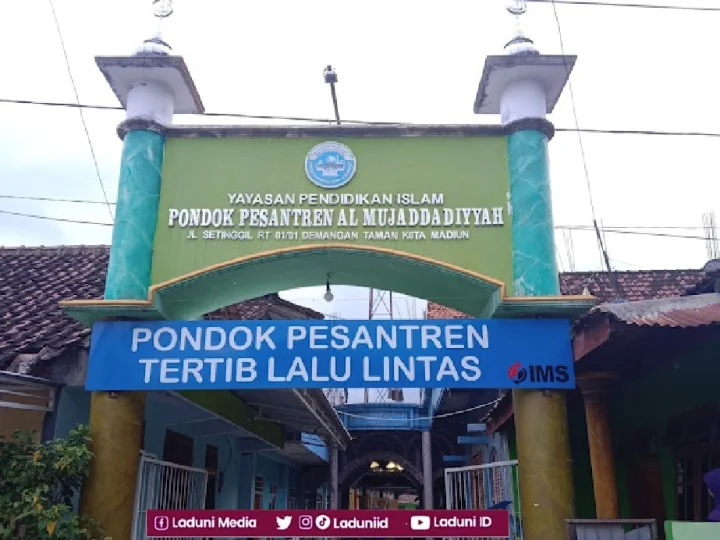 Pesantren Al-Mujaddadiyyah Madiun