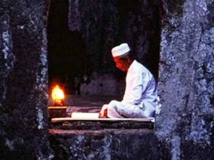 Melawan Corona dengan Uzlah
