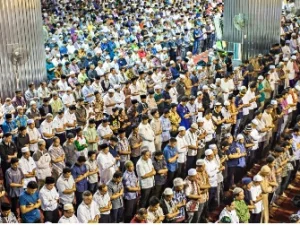 Hukum Melaksanakan Shalat Jumat saat Terjadi Wabah Penyakit Menular