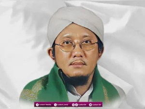 Biografi KH. Muhammad Imron, Pengasuh Pesantren APIK Kaliwungu, Kendal