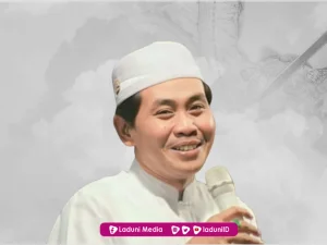 Biografi KH. Anwar Zahid, Pendiri Pesantren Sabilun Najah Bojonegoro