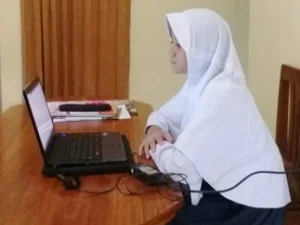Antisipasi Covid-19, Madrasah Ma’arif NU di Banyumas Ini Gelar Ujian Online