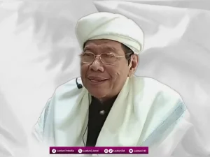 Biografi KH. Maulana Kamal Yusuf, Pengasuh Majelis Taklim di  Masjid Jami An-Nur, Paseban