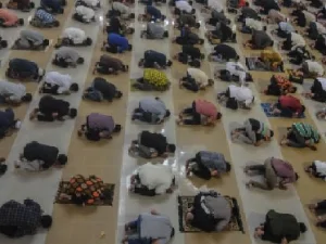 Panduan Shalat Jumat di Tengah Wabah COVID-19