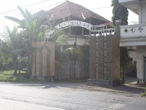 Pesantren Raudlatul Ulum Pasuruan