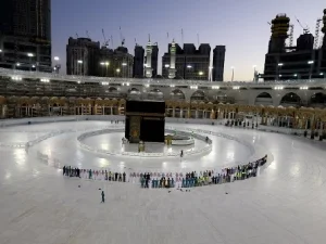 Masjid Tempat Selamat dari Penularan Penyakit Corona? Bagian 1