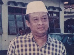 Biografi KH. Hasbullah Abdusyakur