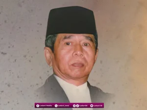 Biografi KH. Warson Munawwir, Pengajar di Pesantren Al Munawwir, Yogyakarta