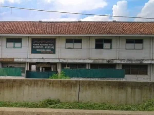 Pesantren Tahsinul Akhlaq Cirebon