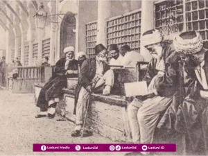 Tiga Golongan Pencari Ilmu Menurut Imam Al-Ghazali