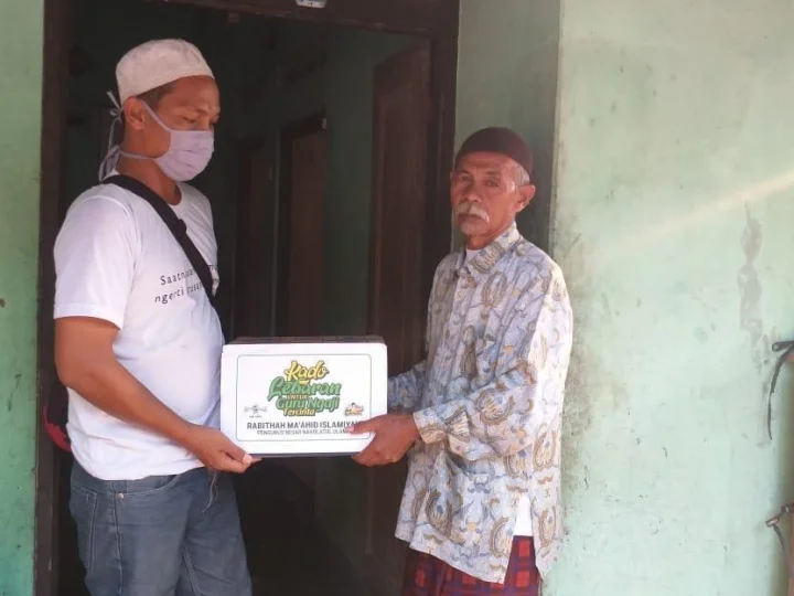 RMI Bersama Ulama dan Pesohor Galang Dana untuk Guru Ngaji