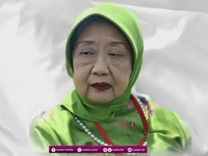 Biografi Nyai Hj. Aisyah Hamid Baidlowi