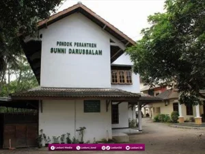 Ziarah di Makam Nyai Hj. Umroh Mahfudzoh Sleman, Pelopor Berdirinya IPPNU