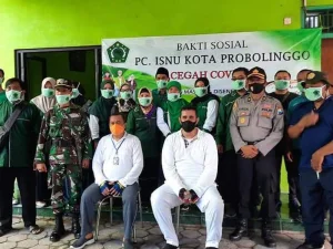 Bantu Pemerintah Cegah Penyebaran Virus Covid-19, PC ISNU Probolinggo Bagikan Masker dan Desifektan