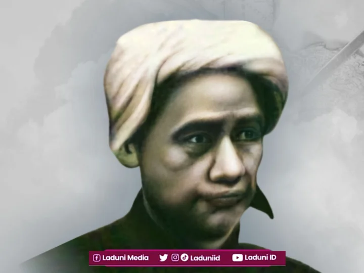 Biografi KH. Dalhar, Pengasuh Pesantren Darussalam Watucongol