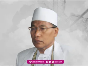 Biografi KH. Munawar Adnan Kholil, Pendiri Pondok Pesantren Daruttaqwa Gresik