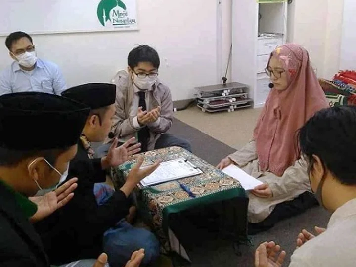 Alhamdulillah, Perempuan Jepang Ini Berikrar Masuk Islam