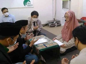 Alhamdulillah, Perempuan Jepang Ini Berikrar Masuk Islam