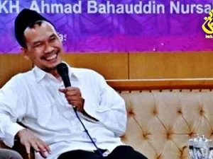 Amalan Gus Baha yang Bikin Malaikat Kewalahan