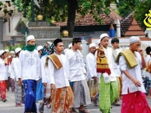 Belajar Islam Itu Berat, Biar Santri Saja