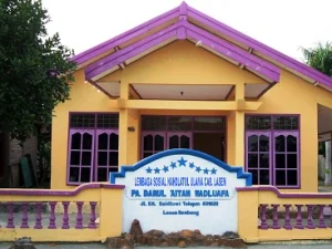 Panti Asuhan Darul Aitam Wadluafa Rembang