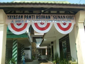 Panti Asuhan Sunan Giri Malang