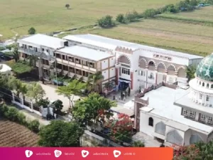 Pesantren Darul Muqorrobin Kendal