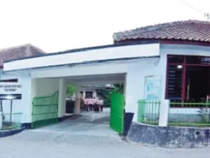 Panti Asuhan Yatim-Piatu Ibu Zaenab Magelang