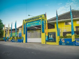 TK Islam Rahmatullah Banyuwangi