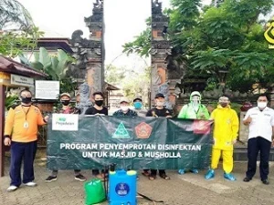 GP Ansor Jaktim Lakukan Penyemprotan Disinfektan di Tempat Ibadah