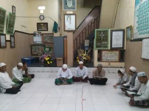 Majelis Dzikir atthoyyibah Surabaya