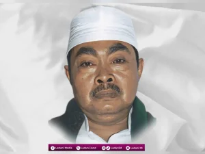 Biografi KH. Faqih Zawawi, Pengawas Pesantren Nurul Jadid, Probolinggo