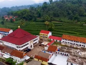 Pesantren Al-Jauhari Garut