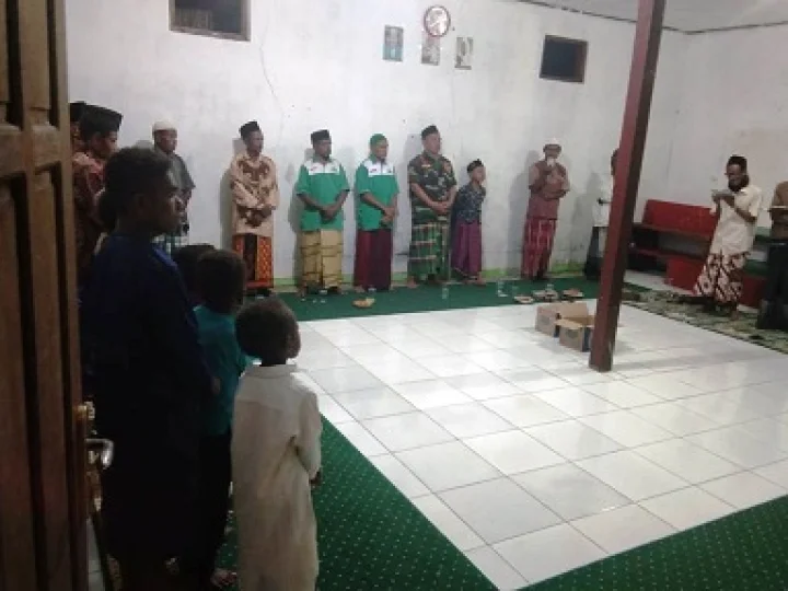 Santri Goes to Papua: Gelar Shalawat dan Mendoakan Pahlawan
