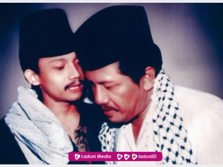 Syi’ir Gus Miek Saat Berziarah Makam Syaikh Ihsan bin Dahlan Jampes