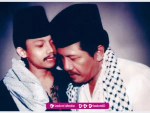 Syi’ir Gus Miek Saat Berziarah Makam Syaikh Ihsan bin Dahlan Jampes